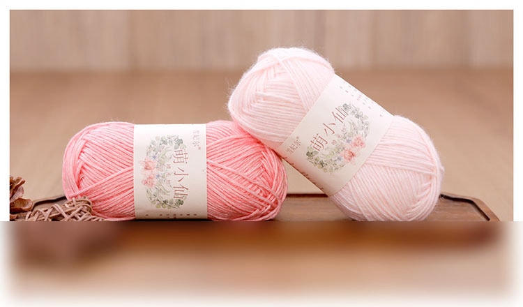 Snowflake YarnYarndiyKnitScarf — OOM